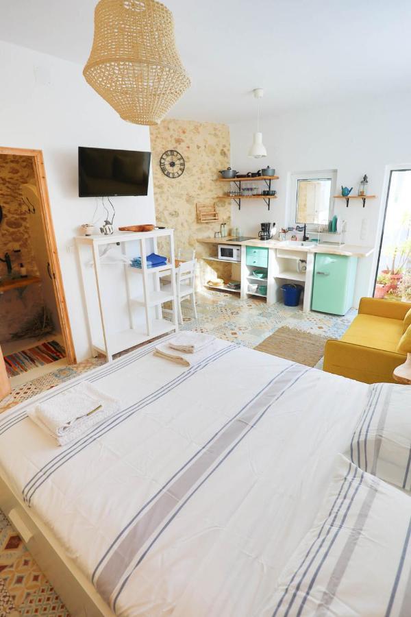 Ravi Boutique Home - 1 Minute Walk From Beach Kalyves Exterior photo